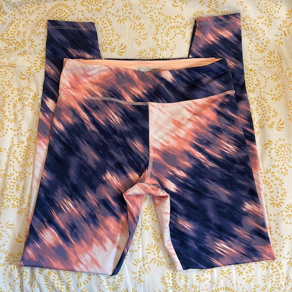 Forever 21 Patterned Leggings Small